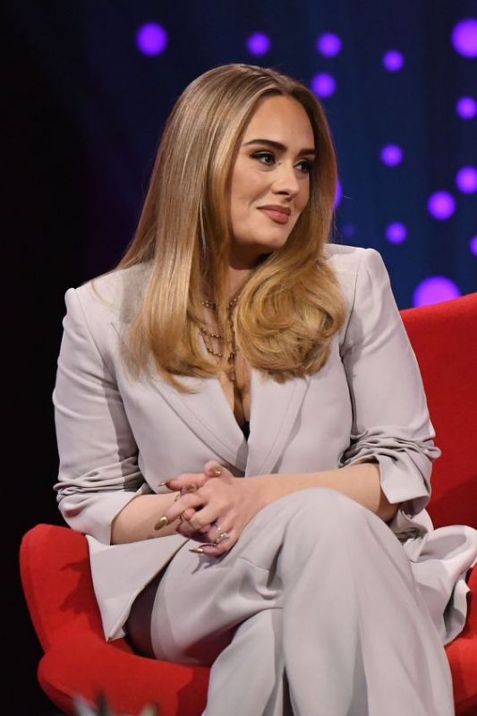 ADELE`İN YILLAR İÇİNDE DEĞİŞEN STİLİ