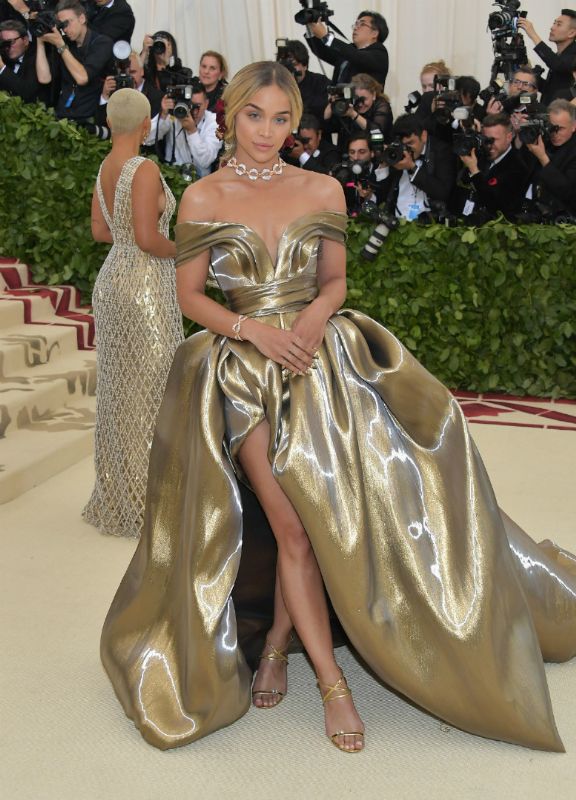 MET GALA 2018`DEN HAFIZALARA KAZINAN GRNMLER