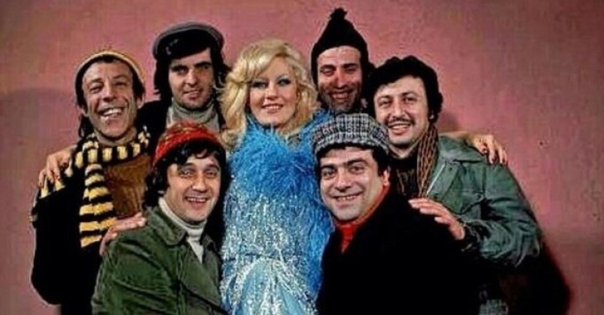 EN SEVİLEN YEŞİLÇAM FİLMLERİ..