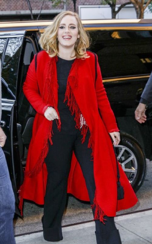 ADELE`İN YILLAR İÇİNDE DEĞİŞEN STİLİ