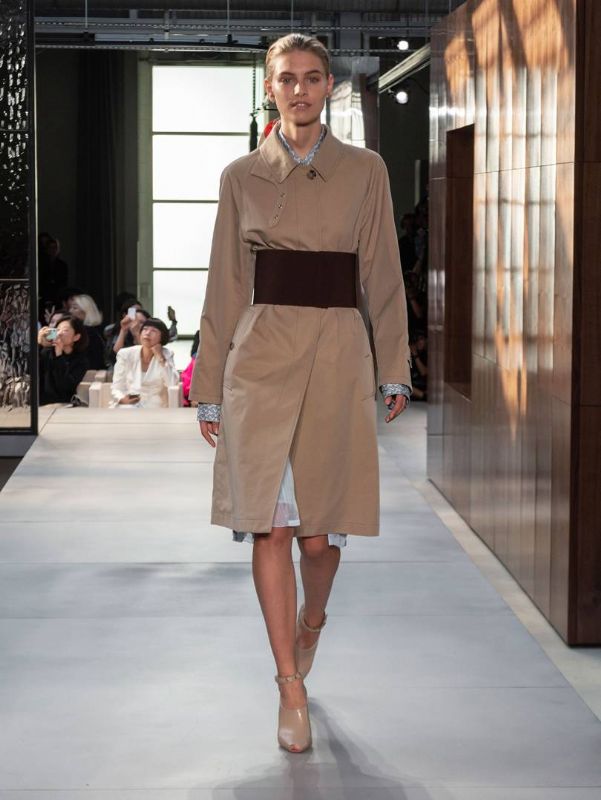 Burberry İlkbahar / Yaz 2019 Hazır Giyim Koleksiyonu