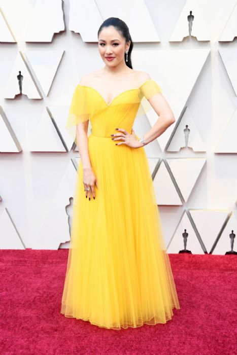 2019 Oscar Krmz Hal Treninin En yi Elbiseleri